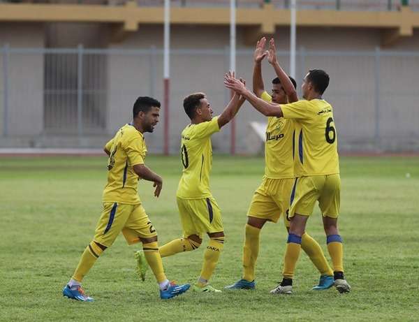 لاعبو التفاح