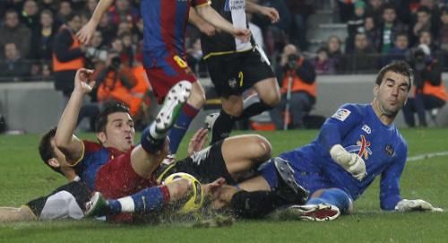 2011-01-022011-01-02t185747z_01_bar113_rtridsp_3_soccer-spain_reuters