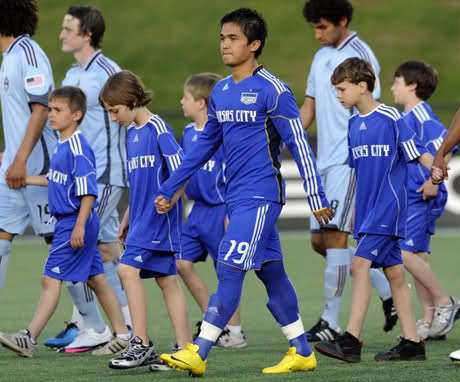 تمكن المهاجم سونيل تشيتري من العودة للقائمة الرسمية بعد شفائه من الإصابة