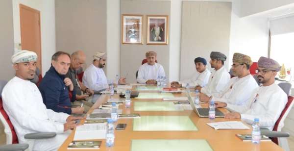 من الاجتماع