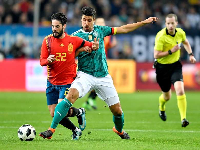 من مباراة سابقة بين ألمانيا وإسبانيا