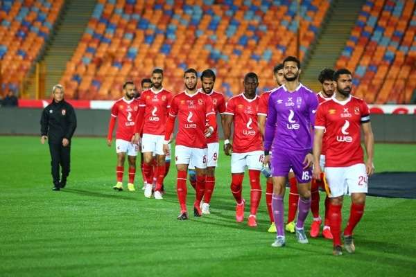 لاعبو الأهلي