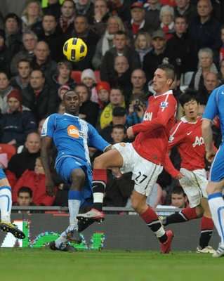 ماكيدا خلال مباراة مانشستر يونايتد ضد ويغان