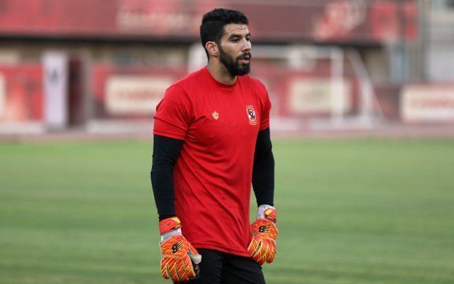 إكرامي ينهي مسيرته بالأهلي