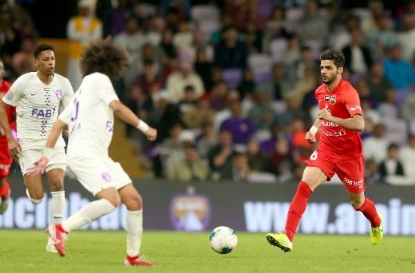 من الدوري الإماراتي