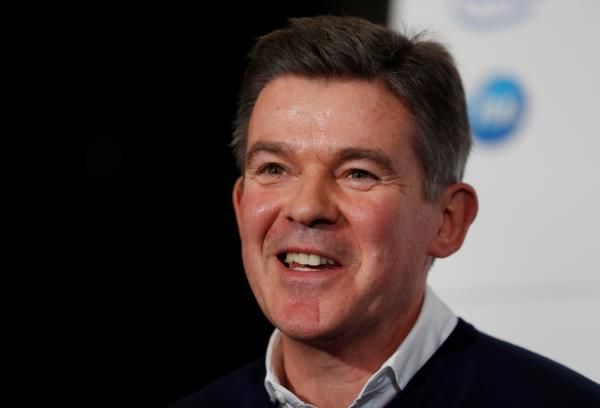 هيو روبرتسون