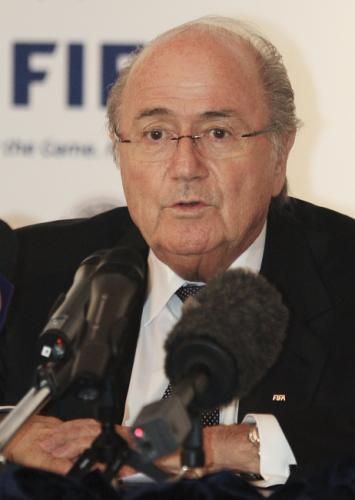 2010-12-16t145448z_01_doh21_rtridsp_3_soccer_reuters
