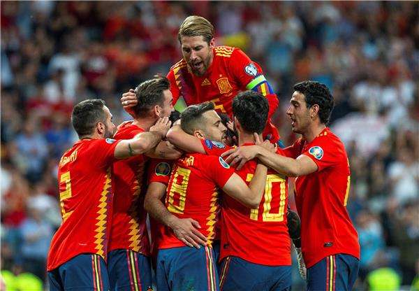 منتخب إسبانيا - أرشيفية