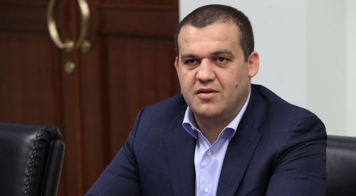 عمر كريمليف