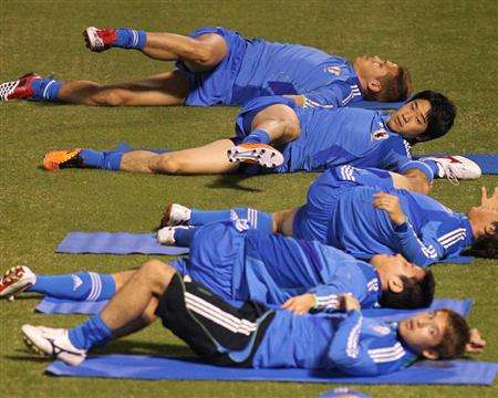 تدريبات المنتخب الياباني في استاد الأهلي