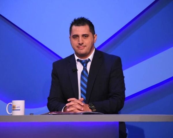 أحمد عزام