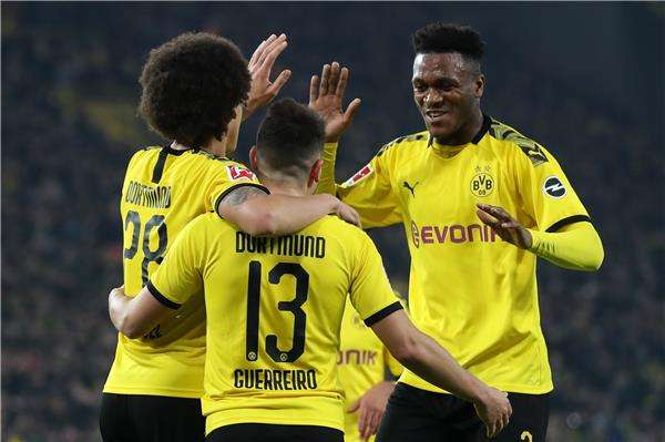 لاعبو بوروسيا دورتموند
