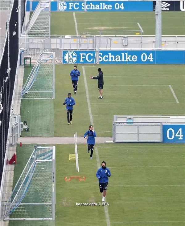 ?i=epa%2fsoccer%2f2020-04%2f2020-04-02%2f2020-04-02-08338801_epa