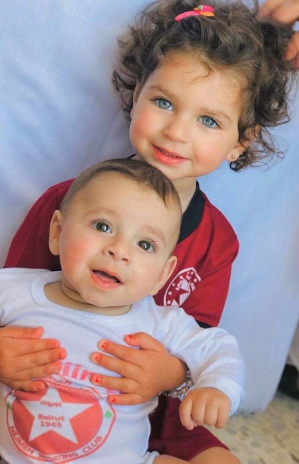 رضيع بقيمص النجمة