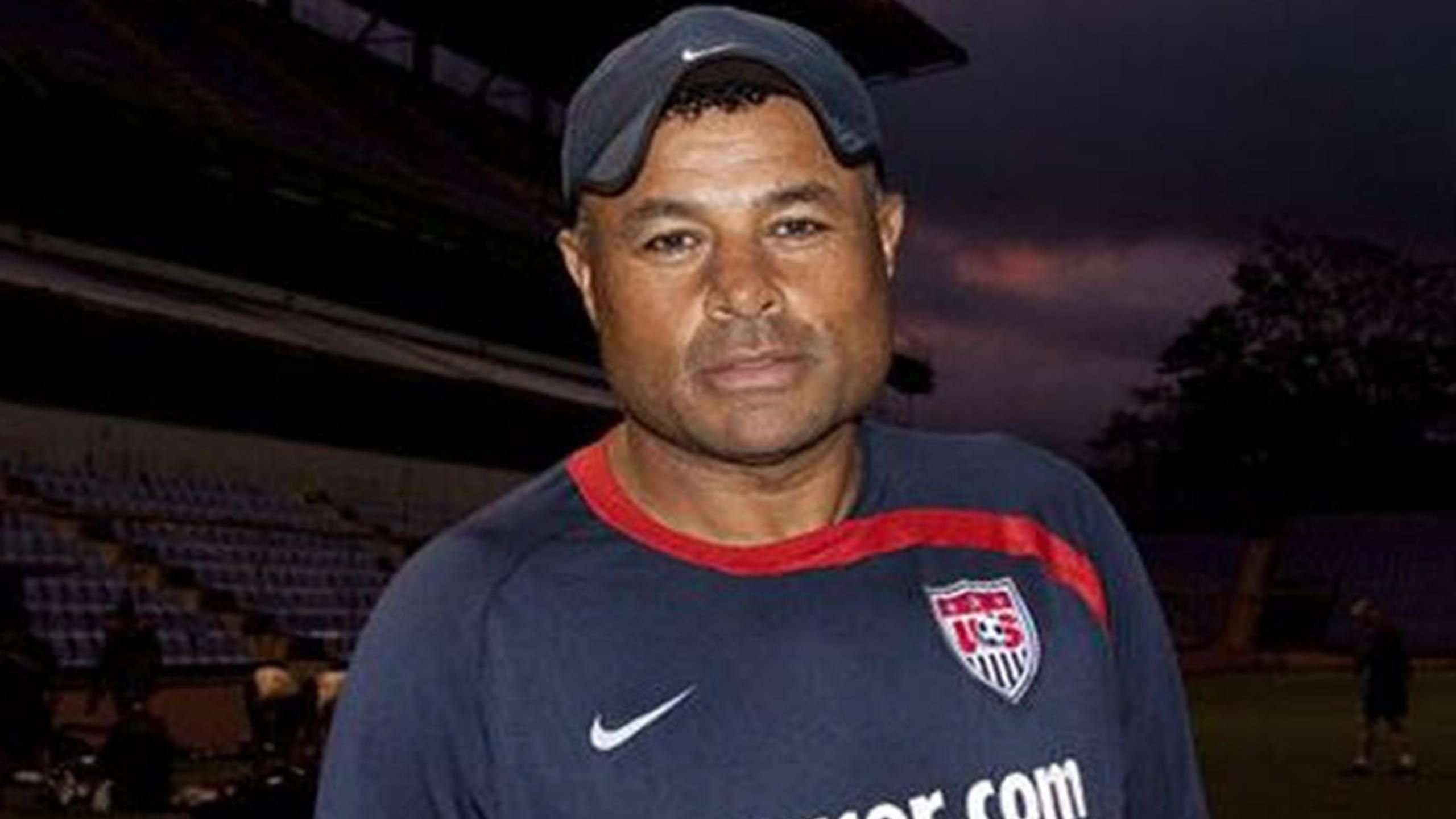 زكي عبد الفتاح