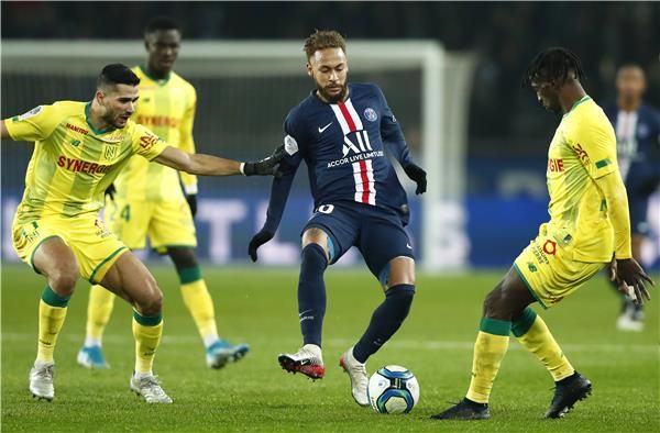 من مباراة باريس ونانت