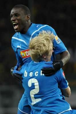 2009-11-28-00000101948057