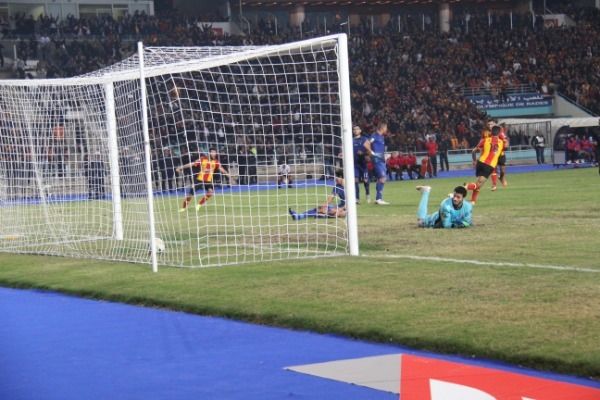 الترجي فأجأ الأهلي في رادس