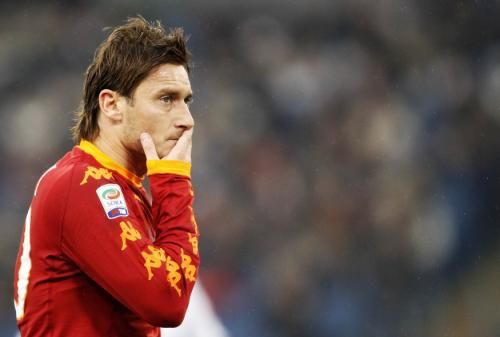 2010-12-12t162632z_01_gsp02_rtridsp_3_soccer-italy_reuters