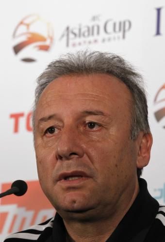 2011-01-082011-01-08t092531z_01_doh500_rtridsp_3_soccer-asian_reuters