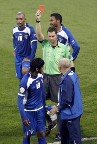 2011-01-082011-01-08t140056z_01_ac507_rtridsp_3_soccer-asian_reuters