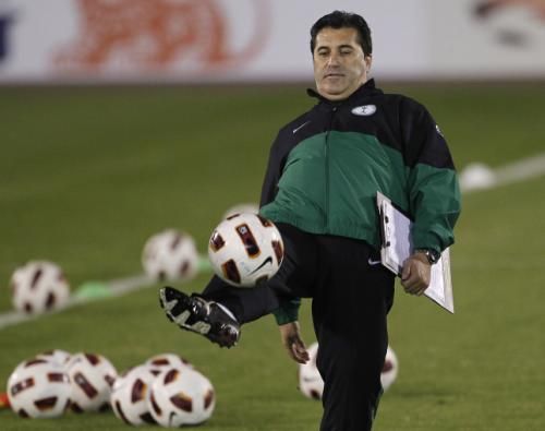 2011-01-062011-01-06t164745z_01_doh510_rtridsp_3_soccer-asian_reuters