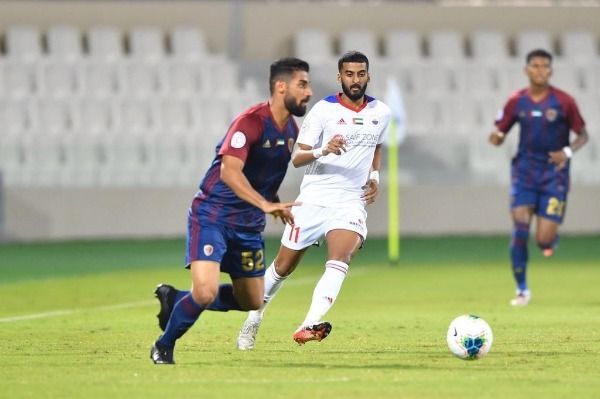 من الدوري الإماراتي