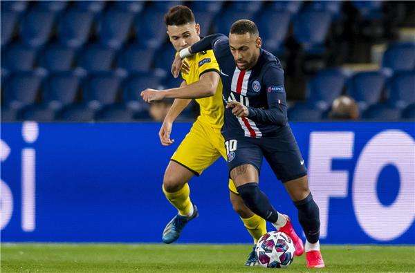 من مباريات باريس سان جيرمان