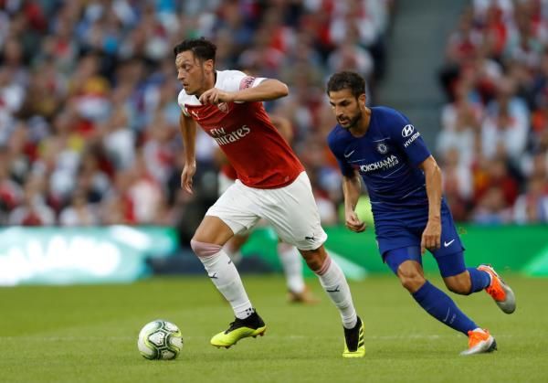 فابريجاس وأوزيل