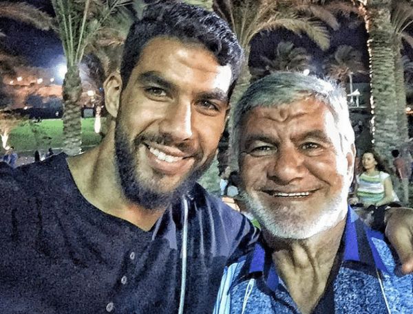 إكرامي الشحات ونجله