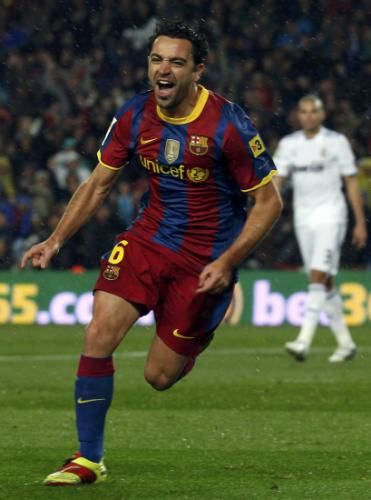 2010-11-29t201947z_01_mad502_rtridsp_3_soccer-spain-clasico_reuters