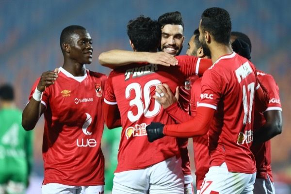 لاعبو الأهلي