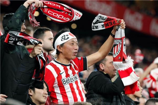 مشجعو فريق أتلتيك بيلباو 