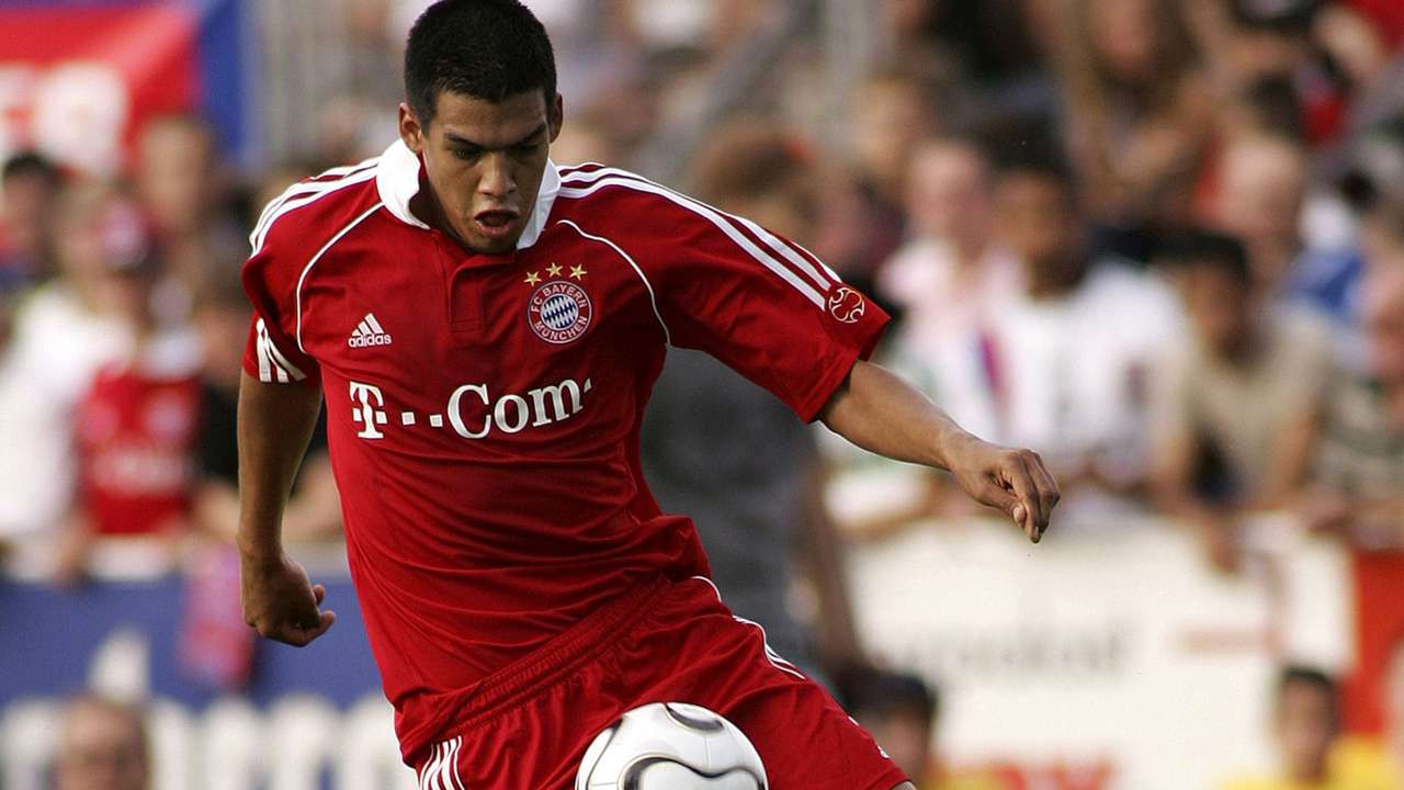 julio-dos-santos-fc-bayern-munchen_ehfgctlrgxbk1jo3kjhlvi3pr