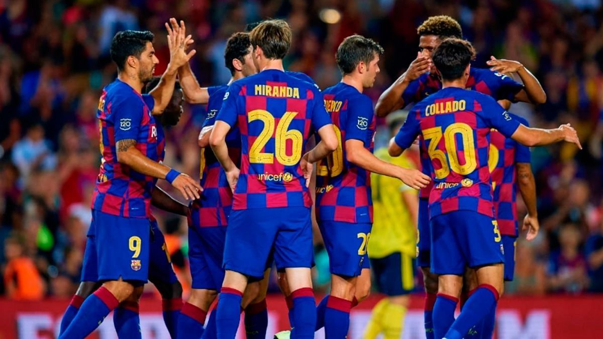 لاعبو برشلونة