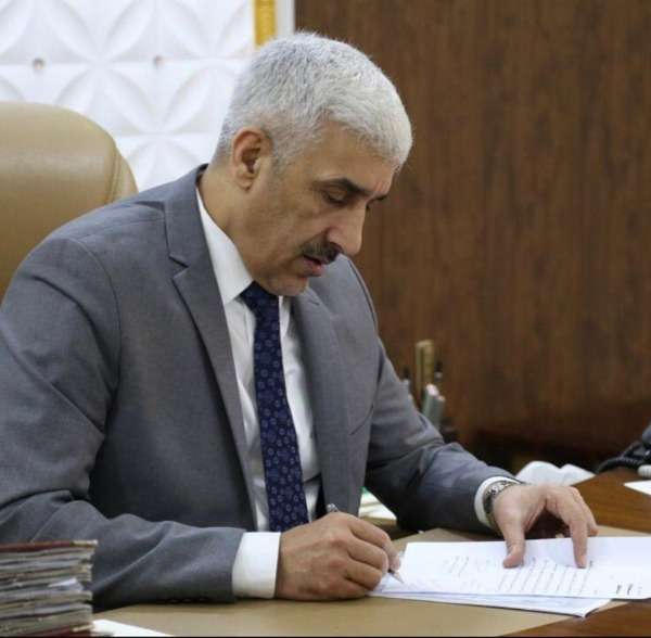 الوزير أحمد رياض