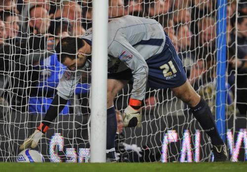 2011-01-092011-01-09t172508z_01_tob510_rtridsp_3_soccer-england-cup_reuters