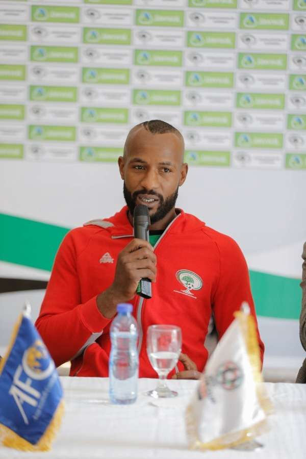 عبد اللطيف البهداري