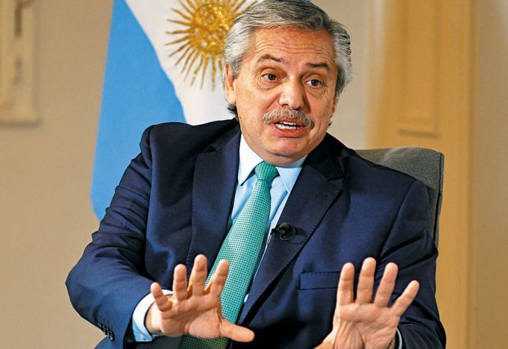 الرئيس الأرجنتيني ألبرتو فيرنانديز