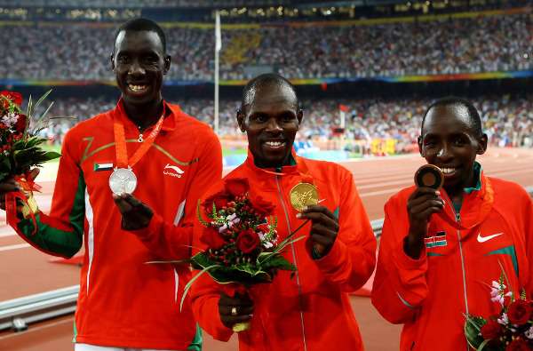 من تتويج البطلين