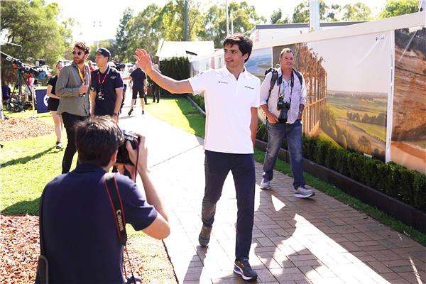 كارلوس ساينز