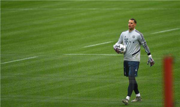 مانويل نوير 