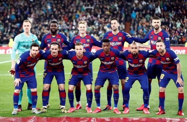 لاعبو برشلونة