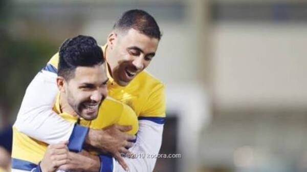 حمد الله وبيتروس