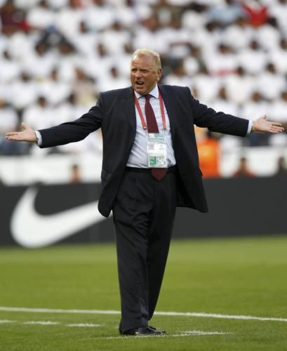 2011-01-102011-01-10t135656z_01_ac309_rtridsp_3_soccer-asian_reuters