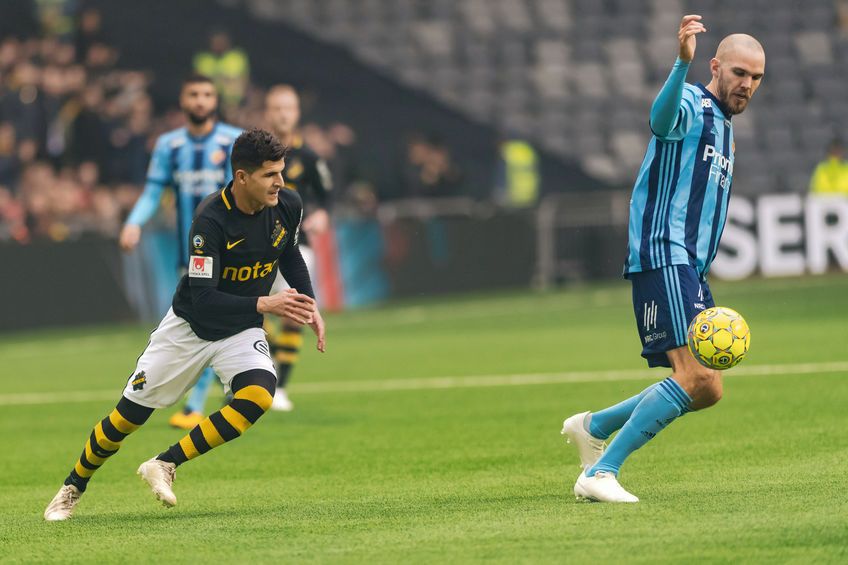 من الدوري السويدي