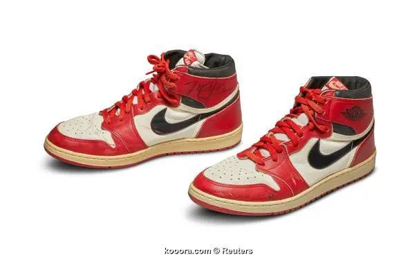 ?i=reuters%2f2020-05-08%2f2020-05-08t120046z_73090968_rc2ckg9tbu14_rtrmadp_3_people-michael-jordan-sneakers_reuters
