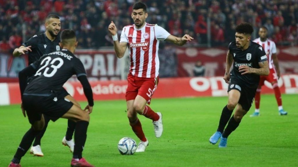 من الدوري اليوناني