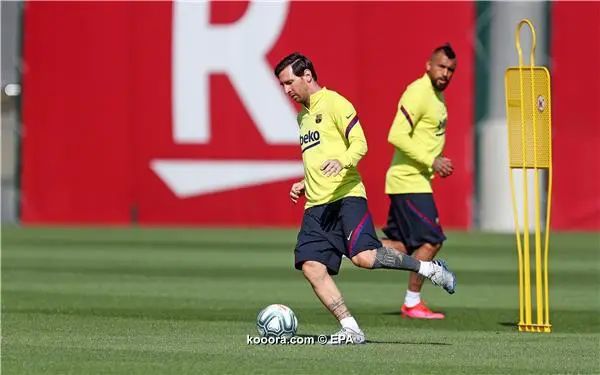 ?i=epa%2fsoccer%2f2020-05%2f2020-05-18%2f2020-05-18-08430494_epa