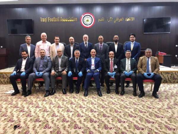 مسؤولو الاتحاد العراقي